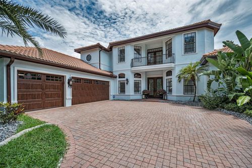 10238 Pontofino Cir, Trinity, FL, 34655-7081 | Card Image
