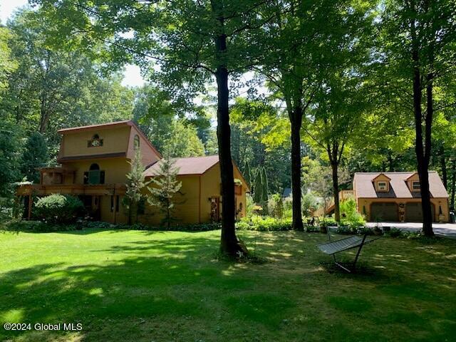 Crescent Ave, Saratoga Springs, NY 12866