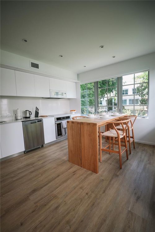 3-128 Ne 46th St, Miami, FL, 33137-3443 | Card Image