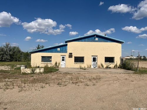 81 Highway, Home with 0 bedrooms, 0 bathrooms and 20 parking in Estevan SK | Card Image