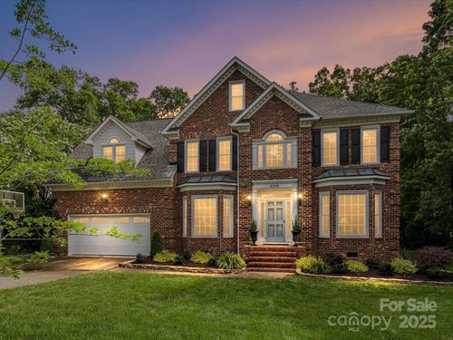 4806 Shannamara Dr, Matthews, NC, 28104-2998 | Card Image
