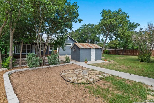 14280 State Highway 16 N, House other with 3 bedrooms, 2 bathrooms and null parking in Medina TX | Image 25