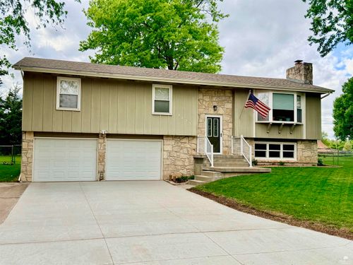 2223 Terry Way, Manhattan, KS, 66502-2043 | Card Image