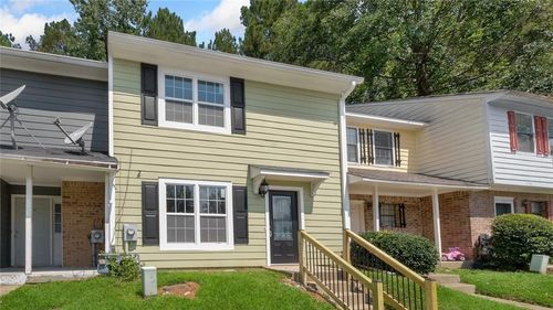 6964 Oakhill Cir, Austell, GA, 30168-6853 | Card Image