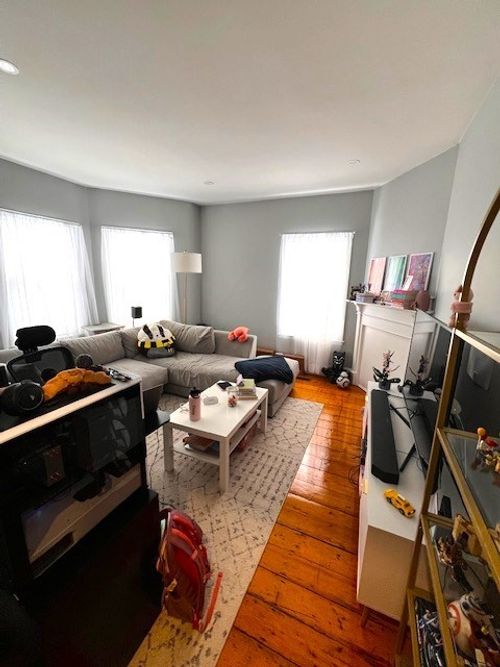 apt-1-41 Ardell St, Quincy, MA, 02171-2566 | Card Image