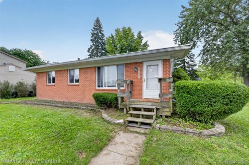 43843 Applewood Rd, Canton, MI, 48188-1833 | Card Image