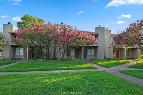a-5-1900 Dartmouth, College Station, TX, 77840-3921 | Card Image