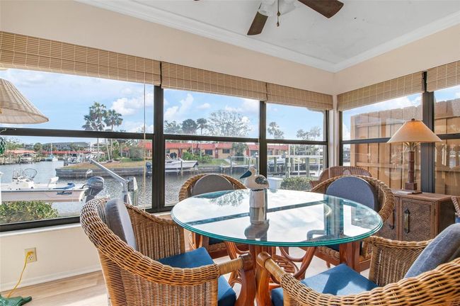9527 Azure Cv, Condo with 3 bedrooms, 2 bathrooms and null parking in BRADENTON FL | Image 17