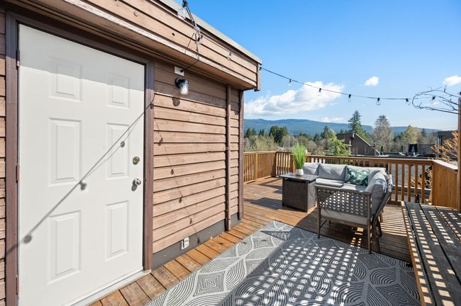 3341 Mountain Highway, Townhouse with 3 bedrooms, 2 bathrooms and 1 parking in North Vancouver BC | Image 25