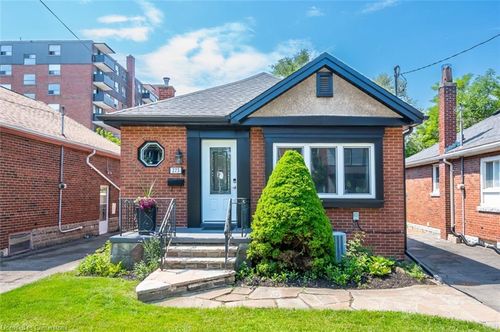 273 Bold St, Hamilton, ON, L8P1V9 | Card Image