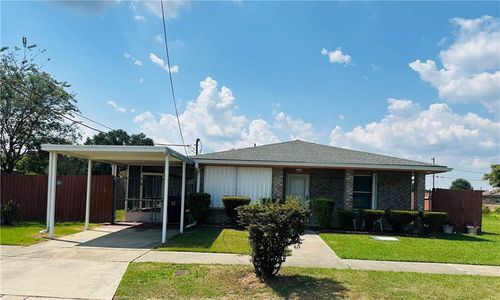 1904 Joseph Dr, Saint Bernard, LA, 70085-7203 | Card Image