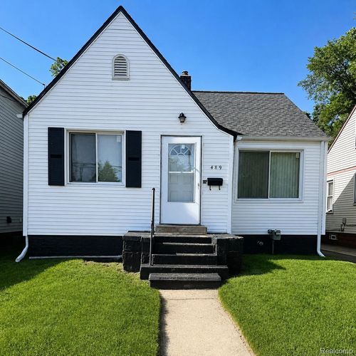 489 Central Ave, Pontiac, MI, 48341-3300 | Card Image