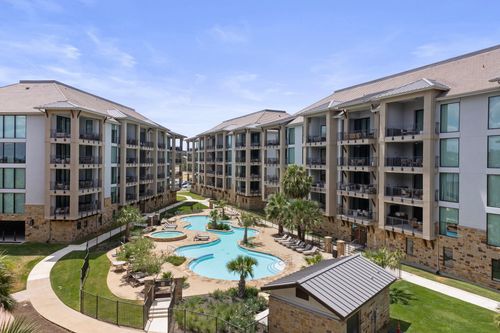 31-98 Island Dr, Horseshoe Bay, TX, 78657-6169 | Card Image