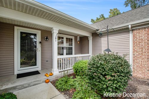 385 Abbey Mill Dr, Ada, MI, 49301-7754 | Card Image