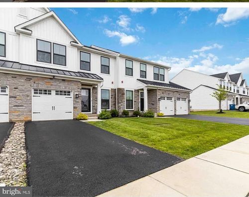 7944 Milltown Cir, CHELTENHAM, PA, 19012-1234 | Card Image