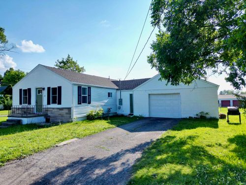 130 S Ford St, Hartford City, IN, 47348-2328 | Card Image