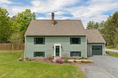 218 Brookside Dr, White River Junction, VT, 05001-9251 | Card Image