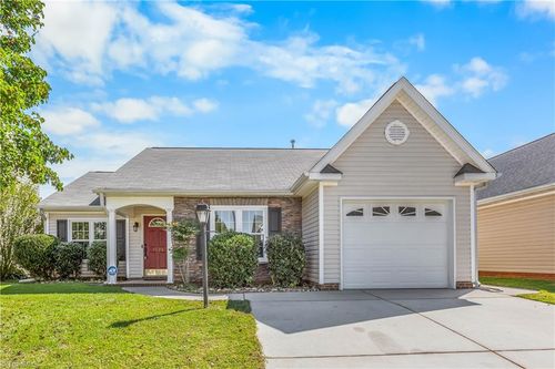 1522 Hamilton Hills Dr, Greensboro, NC, 27406-9812 | Card Image