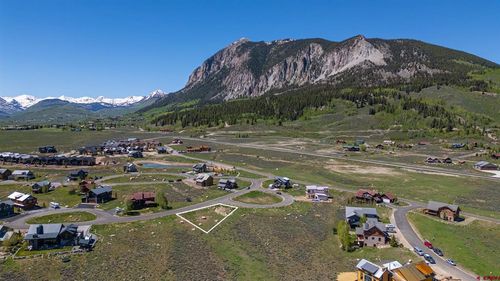 528 White Stallion Cir, Crested Butte, CO, 81224 | Card Image