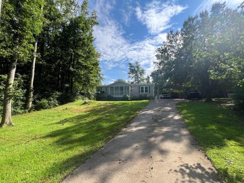 201 Northern Trails Dr, Soddy Daisy, TN, 37379-5446 | Card Image
