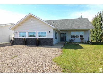 5311 53 St, House other with 4 bedrooms, 3 bathrooms and null parking in Two Hills AB | Image 1