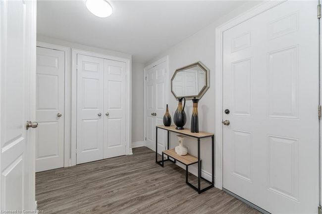 512 Pinetree Cres, House other with 3 bedrooms, 3 bathrooms and 4 parking in Cambridge ON | Image 24