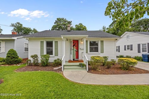 345 E 13th St, Washington, NC, 27889-3729 | Card Image