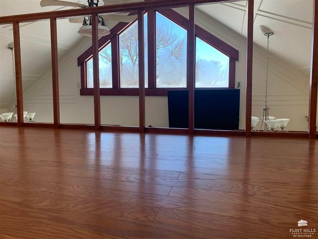 708 S Cedar St, House other with 3 bedrooms, 3 bathrooms and null parking in Abilene KS | Image 44