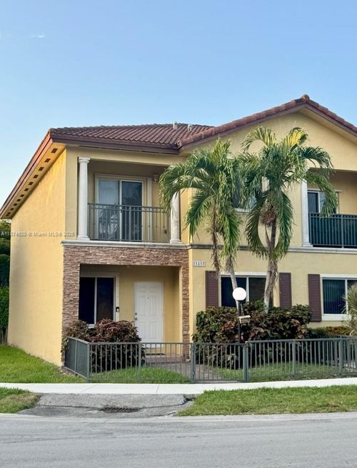 11257 Sw 231st Ln, Miami, FL, 33170-7622 | Card Image