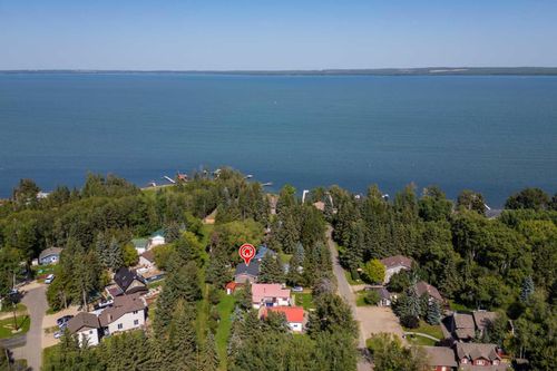 504 5th Street, Norris Beach, AB, T0C2V0 | Card Image