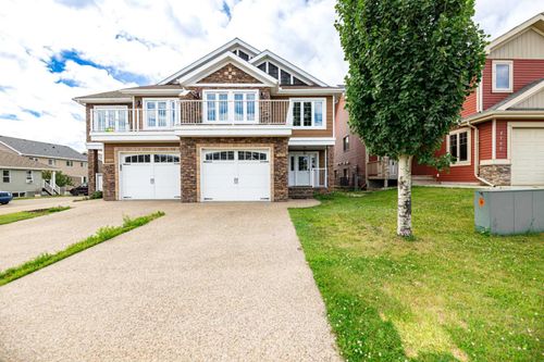 4705 Beardsley Ave, Lacombe, AB, T4L0C1 | Card Image