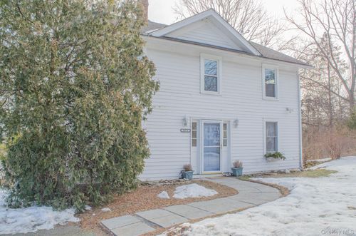 8874 Us Route 9w, Athens, NY, 12015 | Card Image