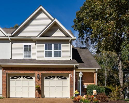 2421 Royal Fern Trl, Chattanooga, TN, 37421-1843 | Card Image