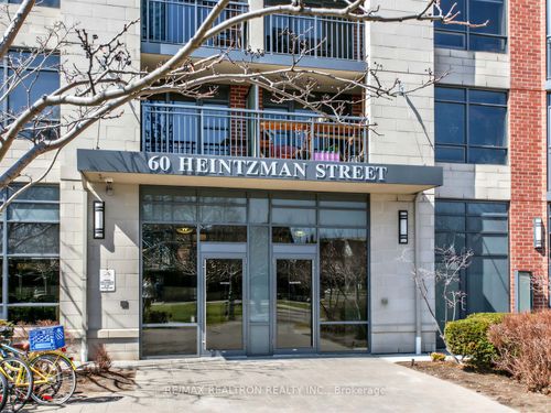 535-60 Heintzman St, Toronto, ON, M6P5A1 | Card Image
