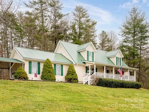 15 Vision Hill Dr, Weaverville, NC, 28787-9033 | Card Image