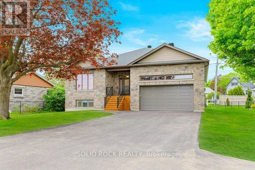 30 Lakeview Dr, South Dundas, ON, K0E1K0 | Card Image