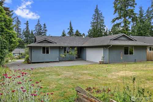 1614 Poplar Ln, Camano Island, WA, 98282-7628 | Card Image