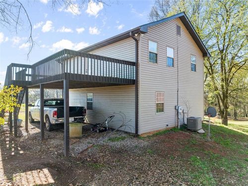 95 Farmers Academy Rd, Martin, GA, 30557-4032 | Card Image