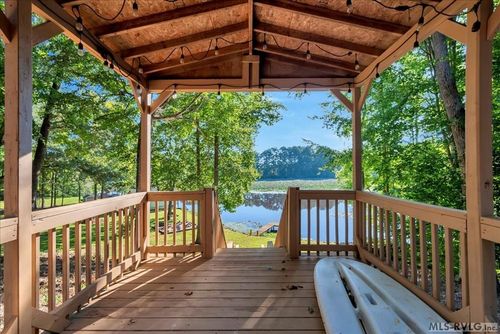 831 Hawthorne Dr, Bracey, VA, 23919-1956 | Card Image