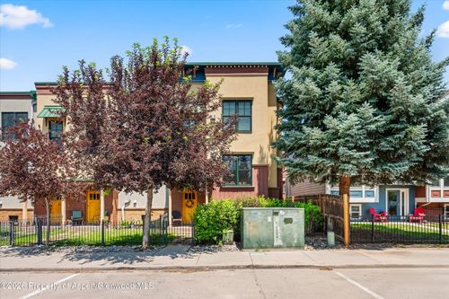 921 Main Street, Carbondale, CO, 81623 | Card Image
