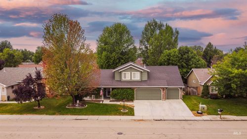485 N Nebula Ave, Star, ID, 83669-5543 | Card Image
