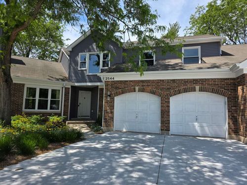 2544 Live Oak Ln, Buffalo Grove, IL, 60089-4609 | Card Image