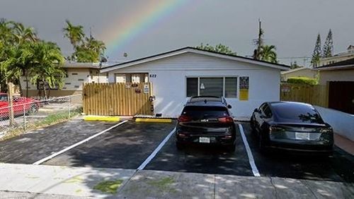 2-622 Ne 6th St, Hallandale Beach, FL, 33009-3537 | Card Image