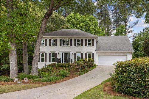 685 Wood Work Way, Roswell, GA, 30076-2661 | Card Image