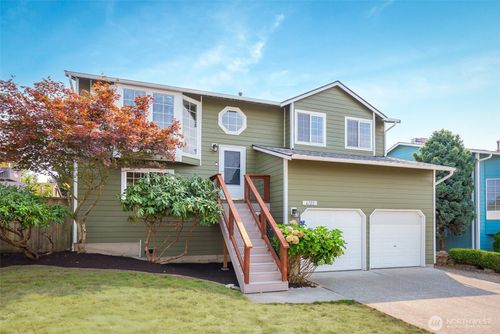 6722 66th Street Ne, Marysville, WA, 98270 | Card Image