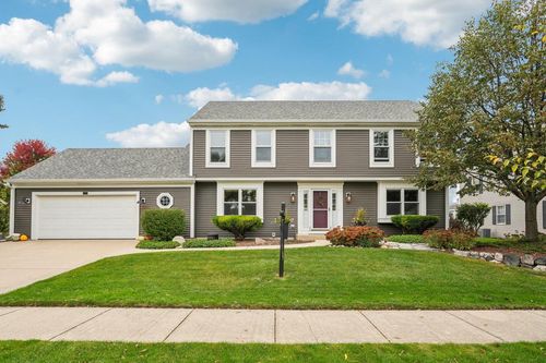 N105W6300 Brenton Lane, Cedarburg, WI, 53012 | Card Image