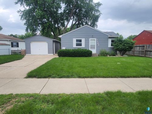 3109 Claudette Dr, Sioux Falls, SD, 57103 | Card Image