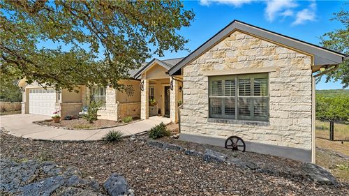 1138 Royal Eagle, Fischer, TX, 78623-2520 | Card Image