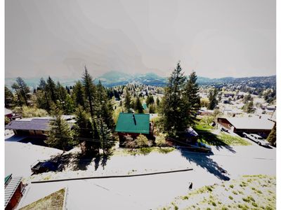 2075 Kirkup Ave, House other with 4 bedrooms, 2 bathrooms and null parking in Rossland BC | Image 2