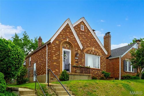 6633 Tholozan Ave, Saint Louis, MO, 63109-1231 | Card Image